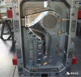 汽车注塑模具结构特点及其先进技术 多图